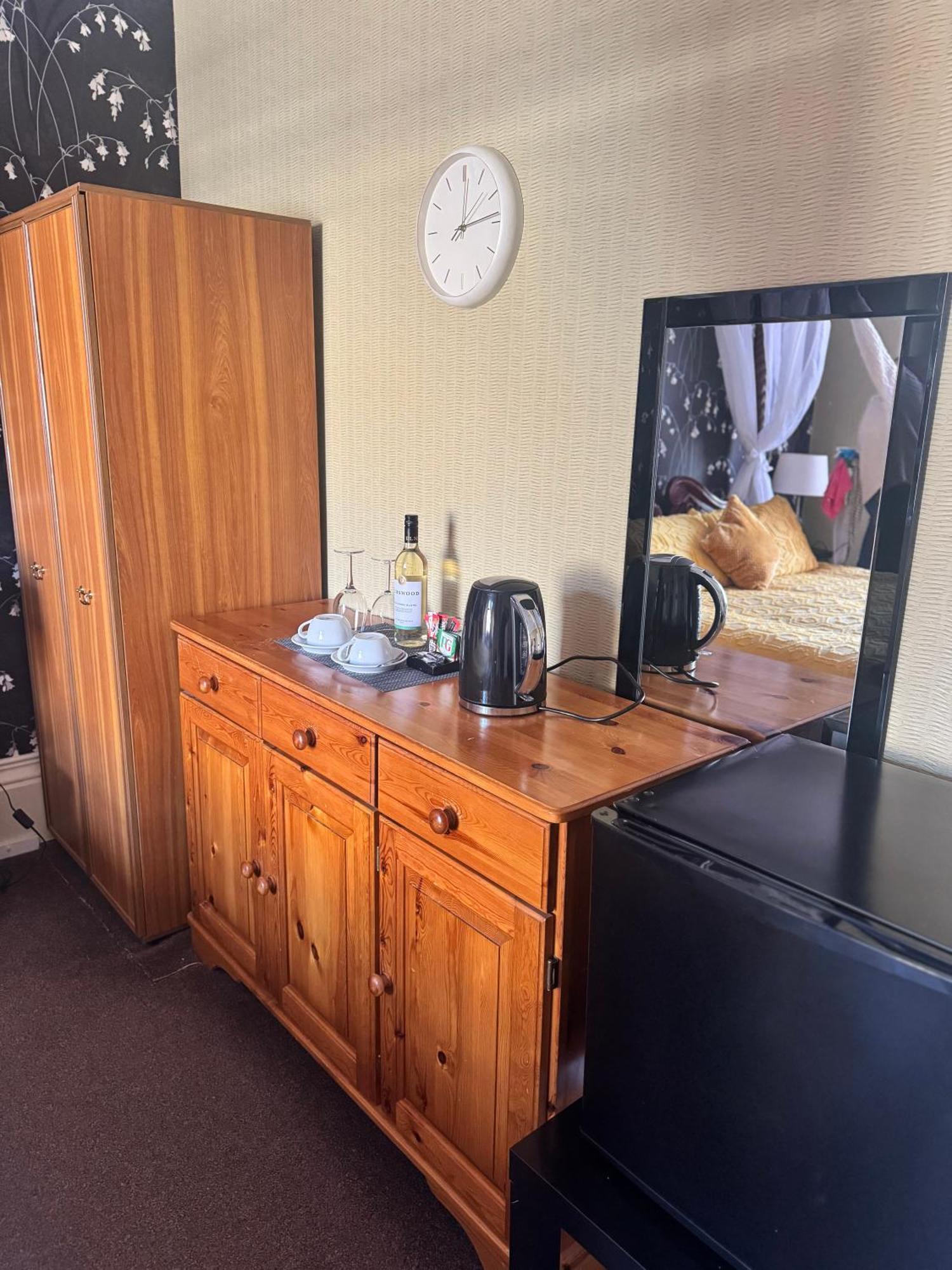 The Holmlea Hotel Blackpool Ngoại thất bức ảnh