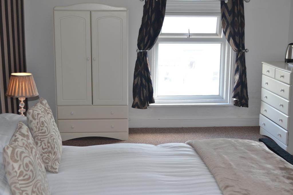 The Holmlea Hotel Blackpool Ngoại thất bức ảnh