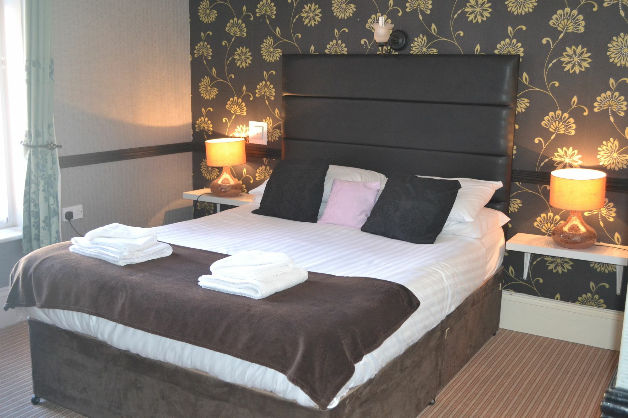 The Holmlea Hotel Blackpool Ngoại thất bức ảnh